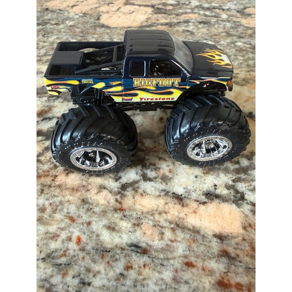 HOT WHEELS MONSTER TRUCKS BIGFOOT FIRESTONE